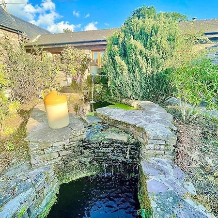 Stone Built Barn In A Beautiful Rural Setting Villa Llangwm-Isaf Exteriör bild
